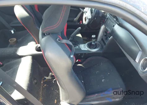 2013 Scion Fr-S из США, поврежденный, VIN JF1ZNAA14D1721305